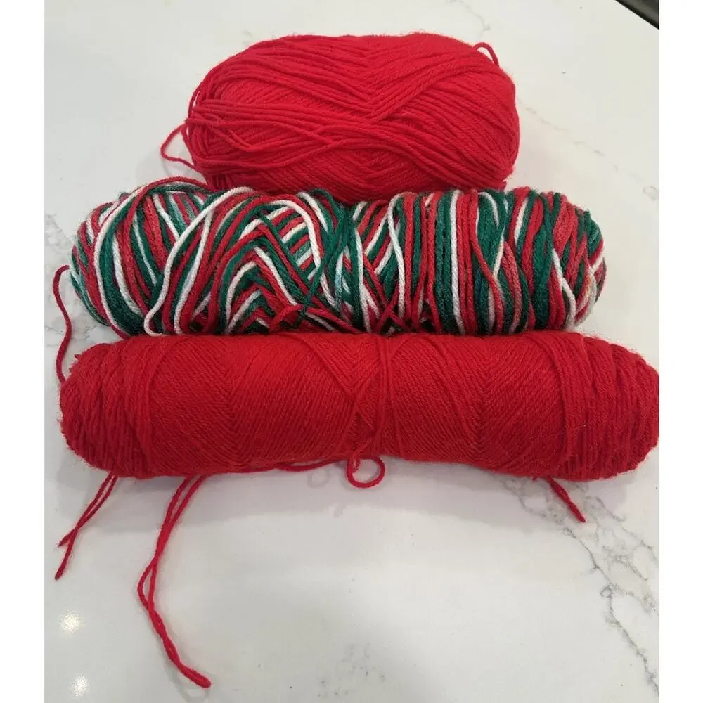 Vtg Lot Of 3 Yarn Skein 2 Red 1 Christmas Color 9oz- Acrylic Blend? Merino wool?